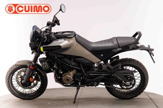 HUSQVARNA SVARTPILEN 125