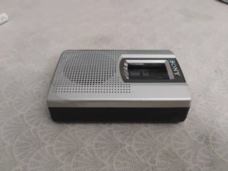 Grabadora Sony TCM-150 Walkman