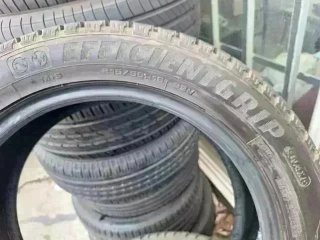 215 55 R18 99V M+S Goodyear -1 neumático +90%