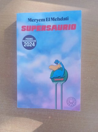 Novela Supersaurio , Meryem El Mehdati