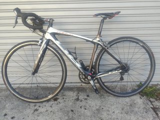 BH Prisma Carbono Talla 48