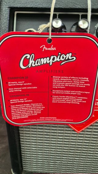 Amplificador Fender Champion 20 Negro