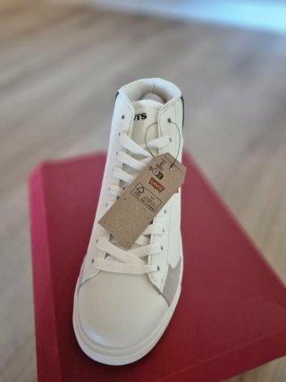 Zapatillas Levi's altas talla 37