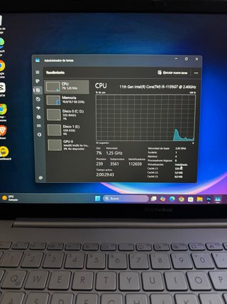 ASUS VivoBook X513 Argento