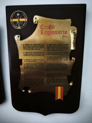 Metopa Credo Legionario militar