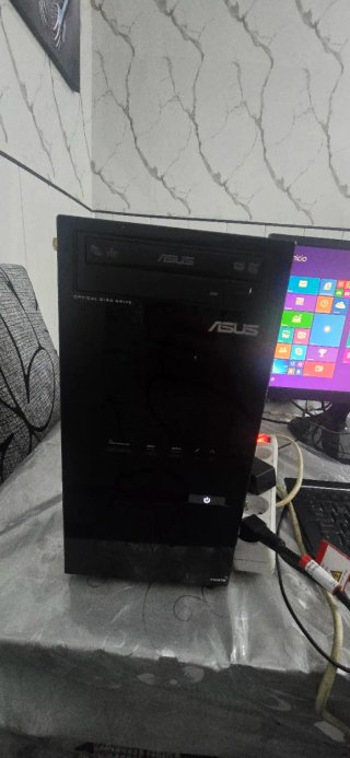 Ordenador ASUS Negro