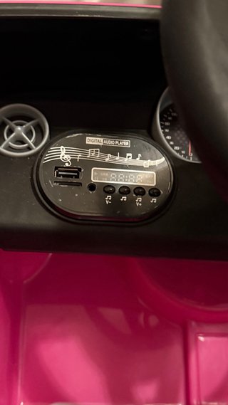 Coche Eléctrico Infantil Rosa  Solo se ha usado 4,