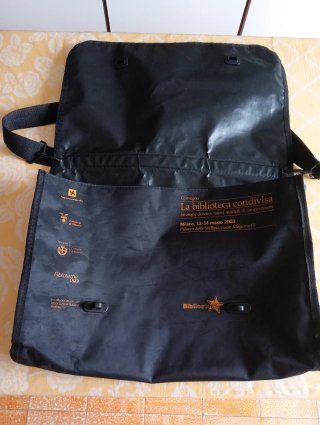Borsa portadocumenti nera