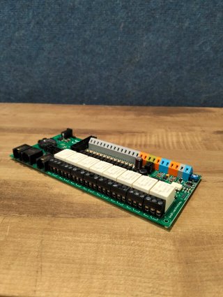 UniPi 1.1 PLC para Raspberry Pi