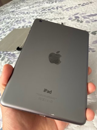 iPad mini 2 32GB con funda