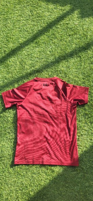 OPORTUNIDAD!! Pack de 4 camisetas deportivas!