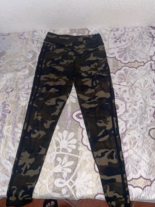 Pantalones de camuflaje militares