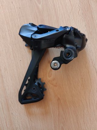 Grupo Shimano Ultegra Di2 2x12
