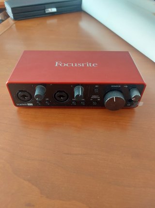 Focusrite Scarlett 2i2 3ª Gen Interfaccia Audio USB