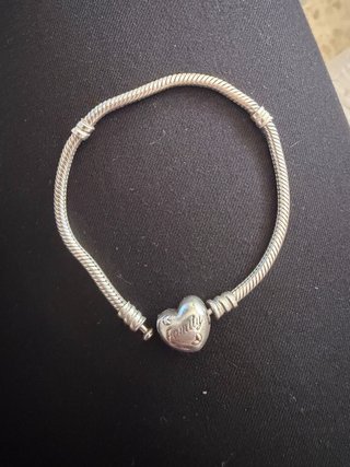 Pulsera Pandora Corazón Family Plata