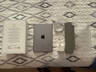 iPad Mini 4 128GB Gris