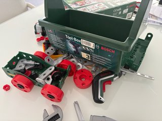Juego Construcción + Caja Herramientas Bosch