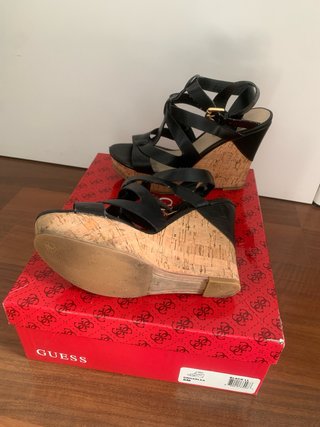 Sandalias Guess Tacón Cuña Negro Talla 36