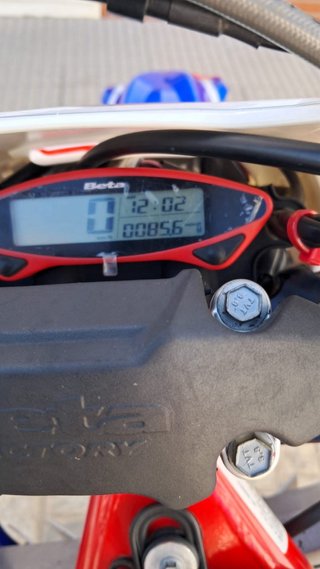 Moto Enduro Beta Azul/Roja