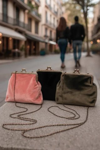 Bolso rosa de terciopelo - NUEVO, A ESTRENAR.