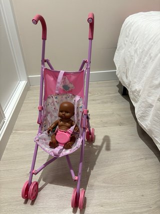 Carrito Nenuco con bebé