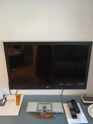 Televisor LG Negro