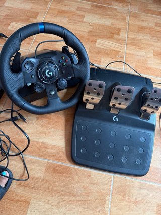 Simulatore Logitech G923 + Next Level Racing