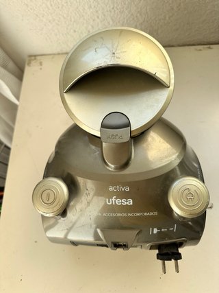 Aspirador Ufesa Activa AS2300 900W Filtro EPA