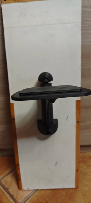 Supporto a muro Amazon Echo Show 5 e 8