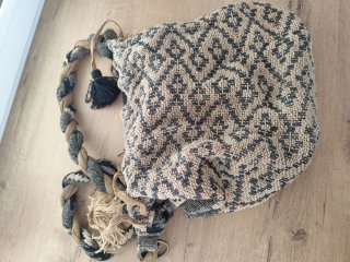 Bolso bandolera étnico con flecos