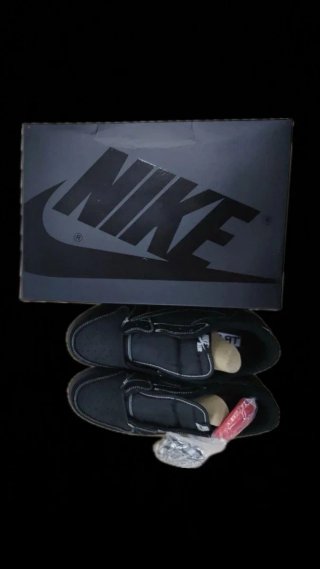 Jordan 1 Retro Low OG SP Travis Scott Black Talla