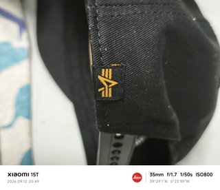 Gorra Alpha Industries negra nueva