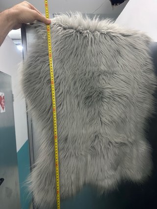 Alfombra de pelo gris