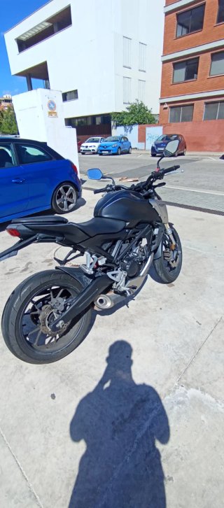 Honda CB 125 R Negra/gris