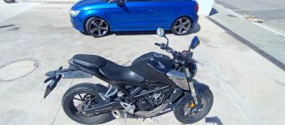 Honda CB 125 R Negra/gris