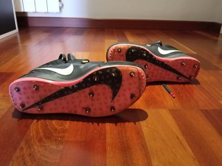 Zapatillas Nike Atletismo Tacos Negro/Dorado