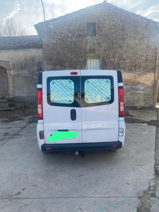 Opel Vivaro 2007 con 148500km rastelada