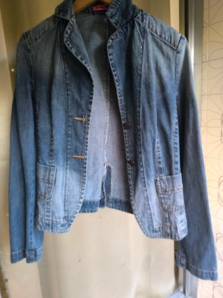 Chaqueta vaquera degradada
