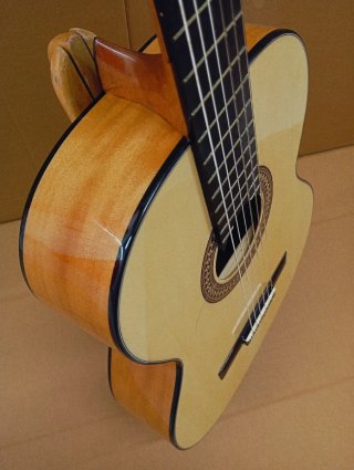 Guitarra Flamenca Ciprés Laminado