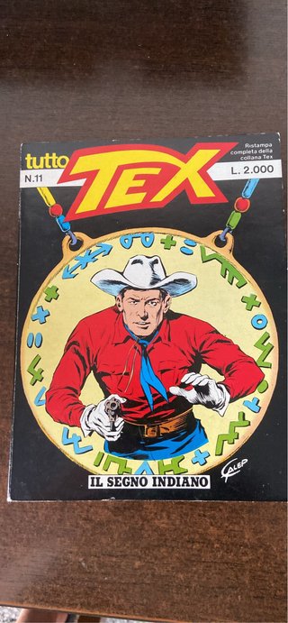 10 albi di Tex in buone condizioni