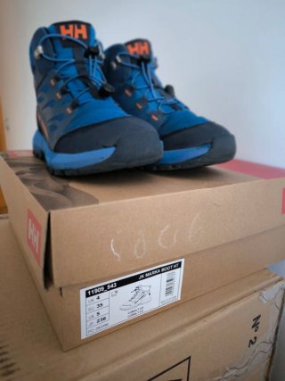 Botas montaña Helly Hansen waterproof T35