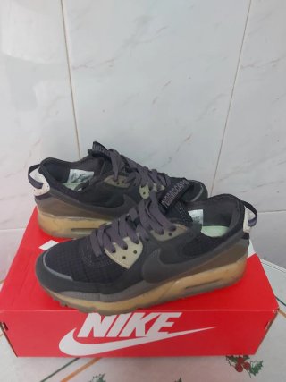 Nike Air Max T38.5