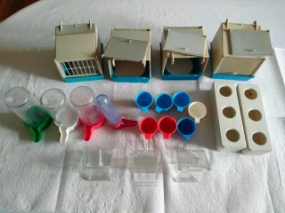 Lote jaulas para pájaros  y accessorios.