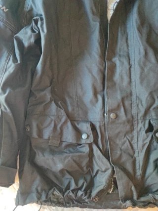 Chaqueta impermeable moto touring negra