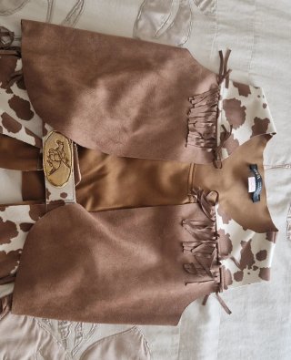 Disfraz Vaquera Zara Talla 8-10 años