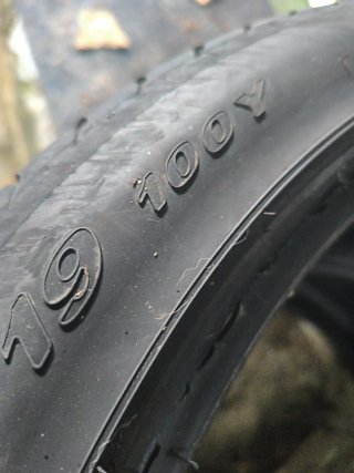 Neumáticos 255/40 R19 Pirelli p zero