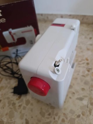 Máquina de coser Carrefour Home
