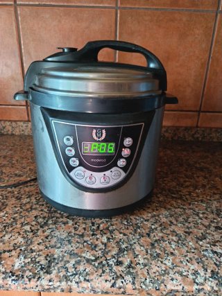 Olla programable GM Modelo D en muy buen estado