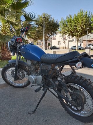 Yamaha SR250