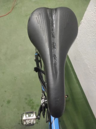 Bicicleta de Montaña Orbea Negra y Azul